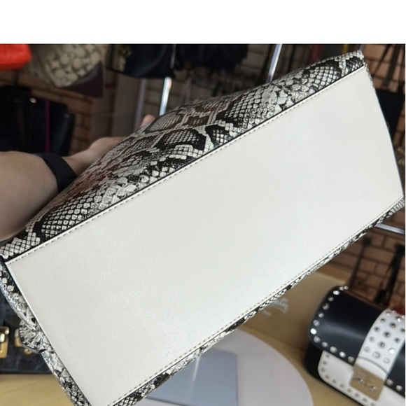 MICHAEL KORS Joan Large Shoulder Hobo Python Print Leather Bag, NWOT - Picture 14 of 15